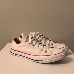 White Converse Women’s Size 10